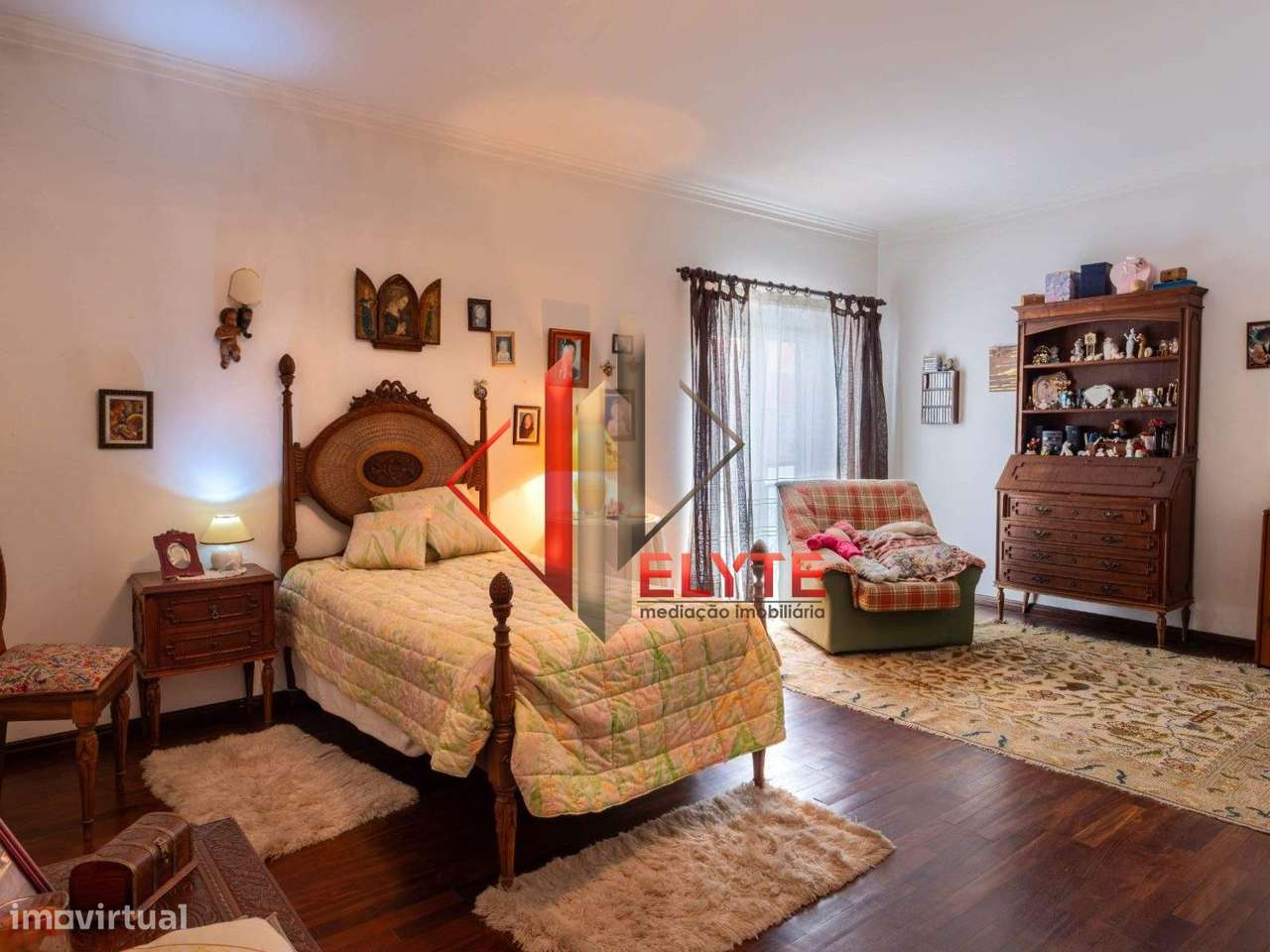 Moradia T7 no centro de Samora Correia-29