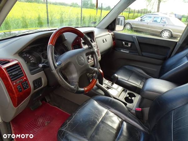 Mitsubishi Pajero 3.2 DID 7os - 6