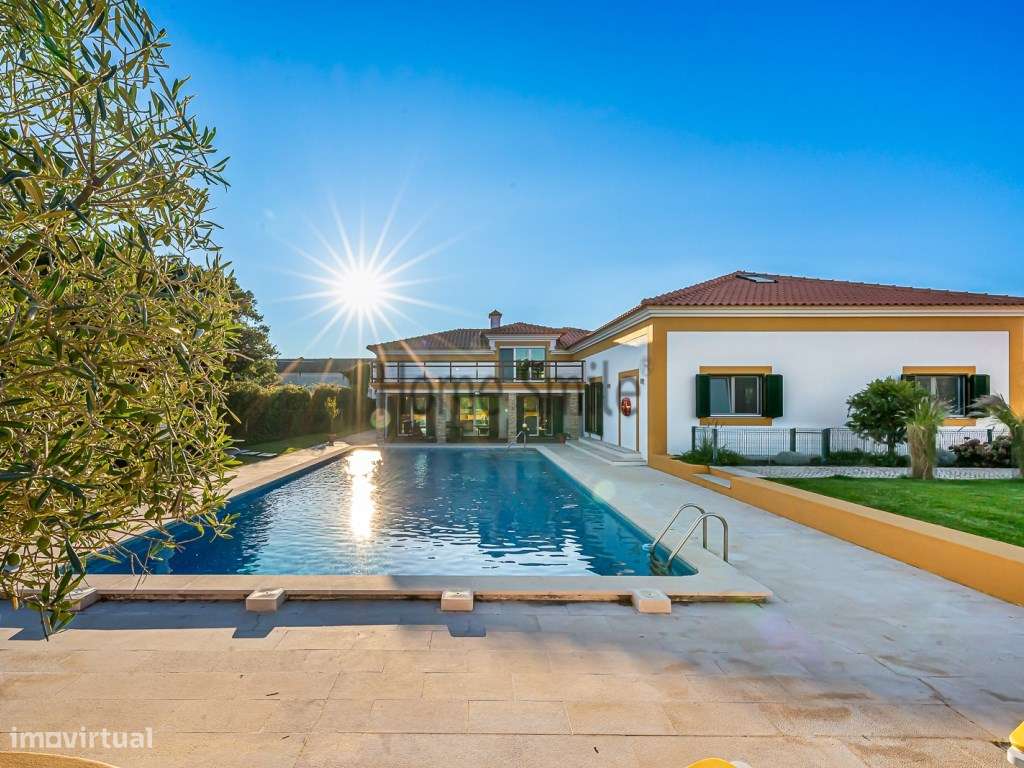MORADIA LUXO STO ESTEVÃO. PISCINA. GARAGEM. COURT TÉNIS-1