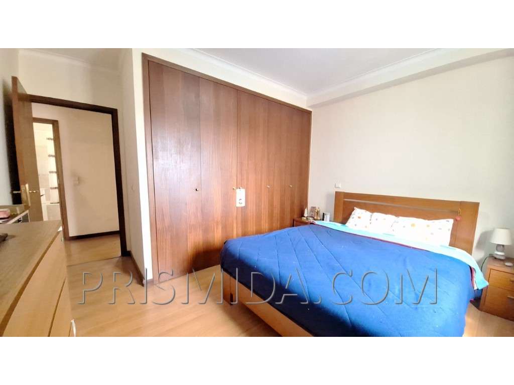 Apartamento T2 condomínio fechado nos Carvalhos (VN Gaia)-13