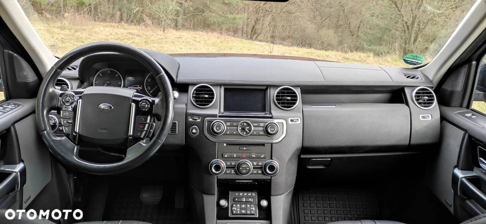 Land Rover Discovery IV 3.0 SD V6 HSE - 29