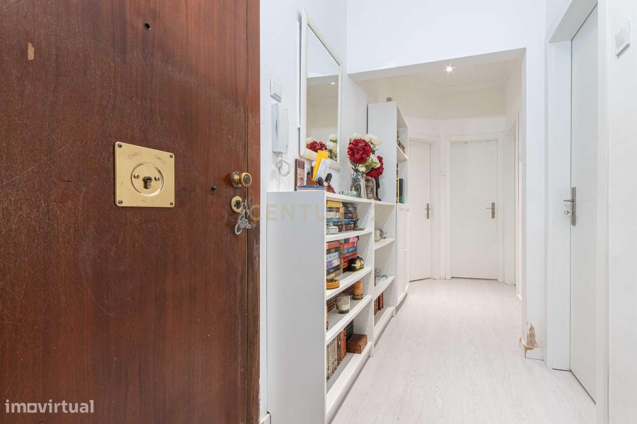 Apartamento T2 em São Domingos de Benfica-7