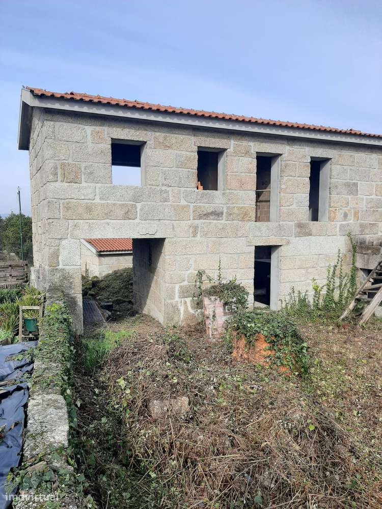 VENDE MORADIA/QUINTINHA V5 Centro de Fonte Arcada Penafiel - Porto-15