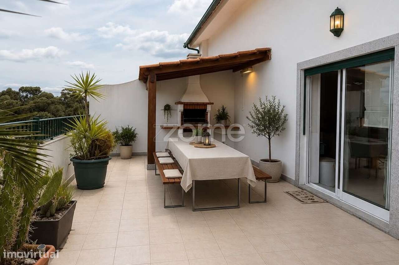 Apartamento T2 Duplex com Terraço e Potencial de Rentabilidade l Vi...-9