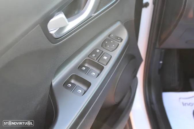 Hyundai Kauai EV 39kWh Premium - 15