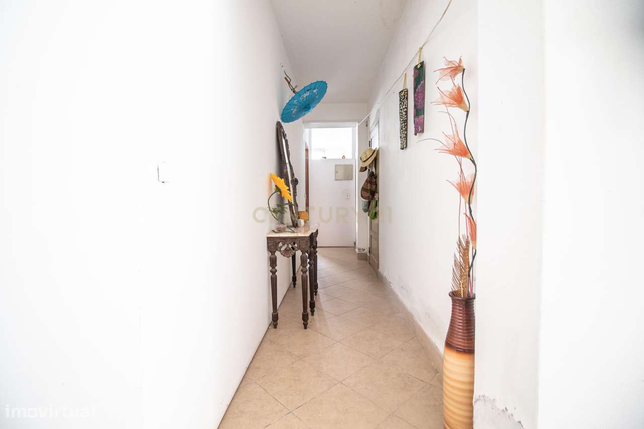 Garagem com 98,5 m² em Buarcos – Espaço Independente e Privativo - Grande imagem: 5/22