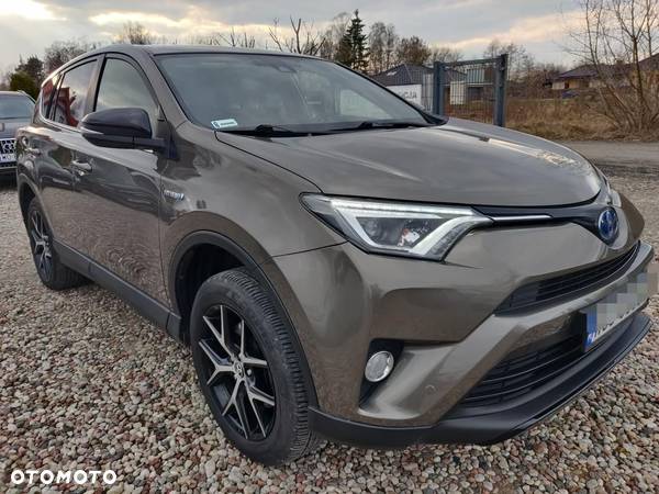 Toyota RAV4 - 9