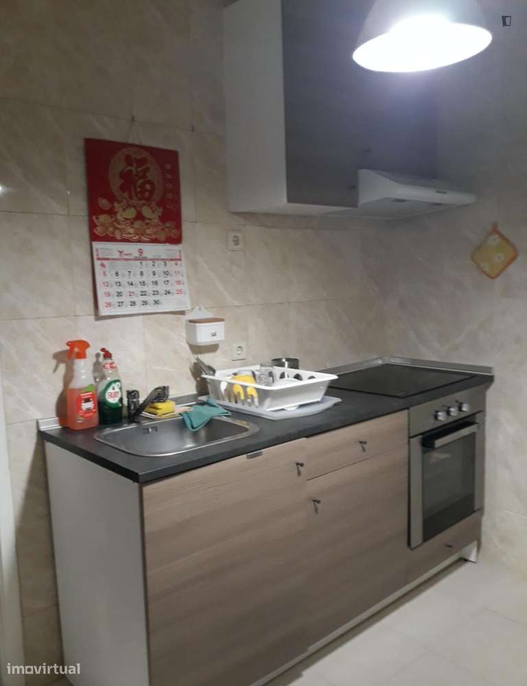 Quarto - localizado em Foz do Douro Porto - Grande imagem: 2/6