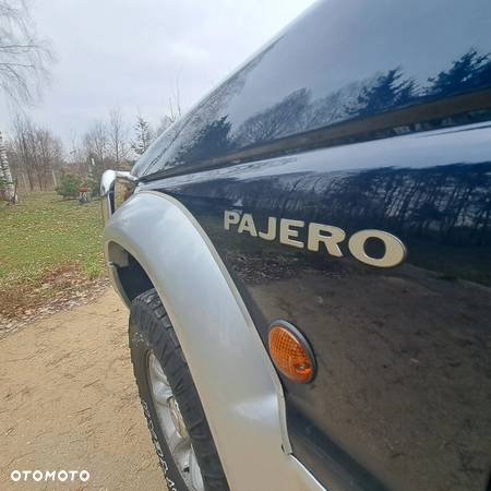 Mitsubishi Pajero 3.0 GLS - 20