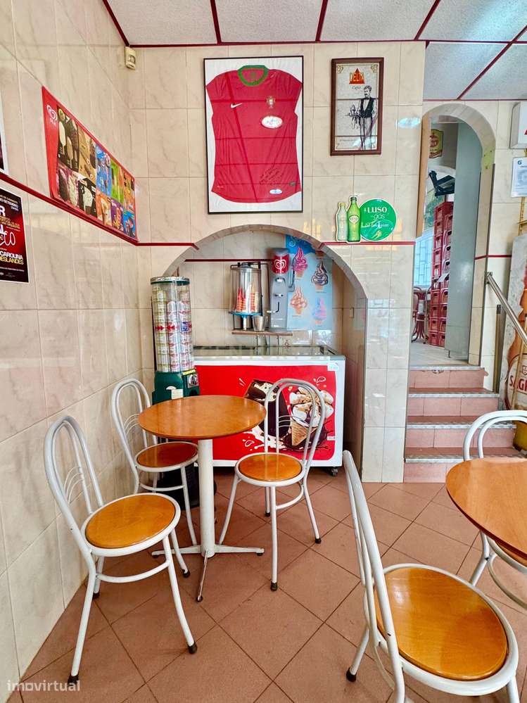 Loja para venda em Camarate-8