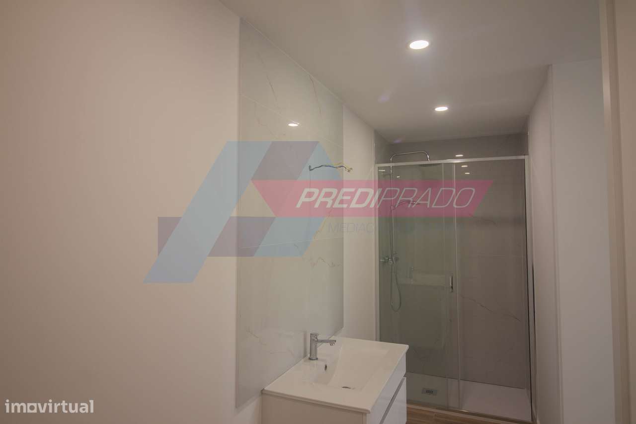 Excelente Moradia T4 em Cervães-14