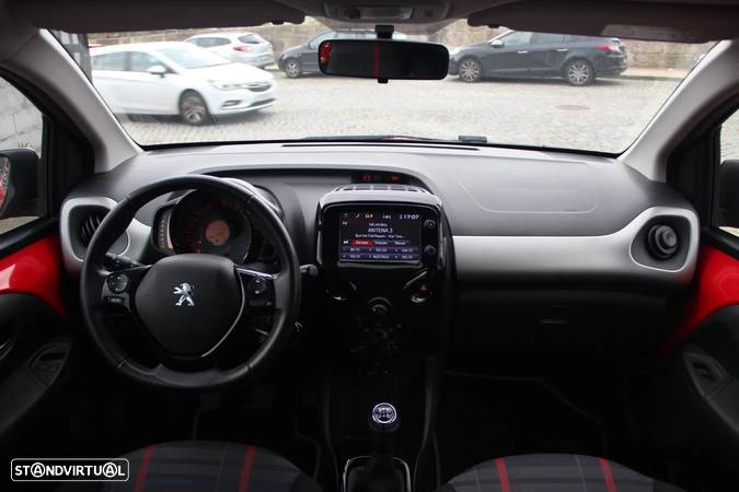 Peugeot 108 1.2 PureTech Top! Allure - 11