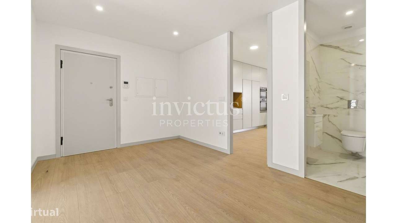 Apartamento T4 na Constituição-6