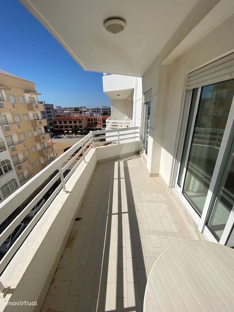 Apartamento Ref:AFT1-09-Monte Gordo em 1ª Linha Lateral Mar