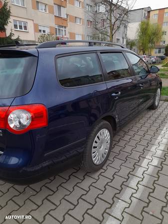 Volkswagen Passat Variant 1.6 TDI BlueMotion - 5