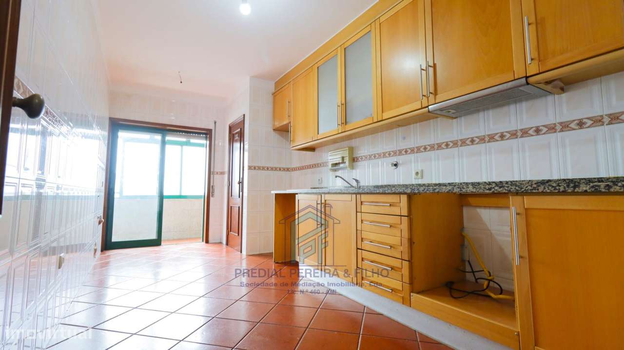 Apartamento Espaçoso T3 - Rio Tinto / Venda Nova-9