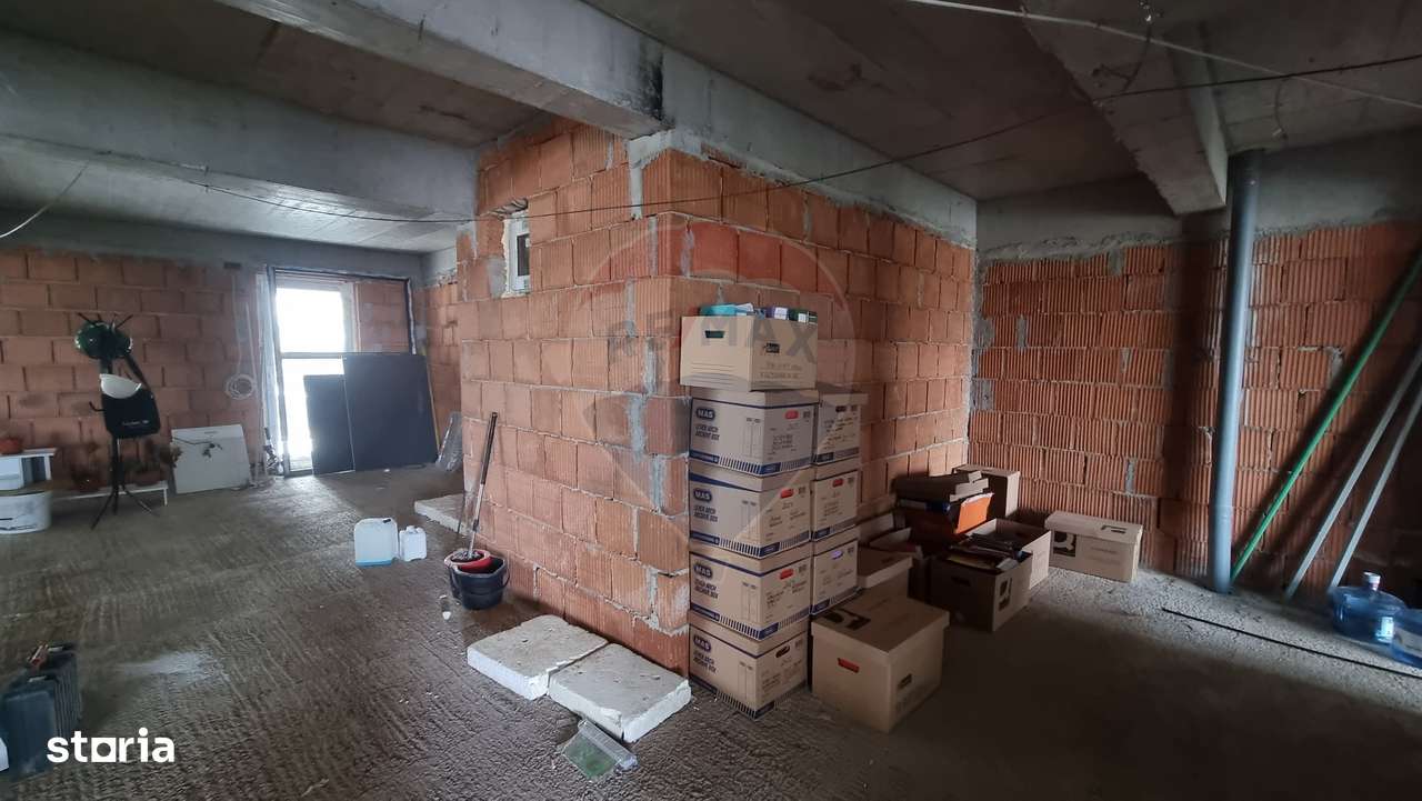 Spațiu comercial modern de inchiriat in zona Bulevardul Valea Larga - Imagine principală: 2/6