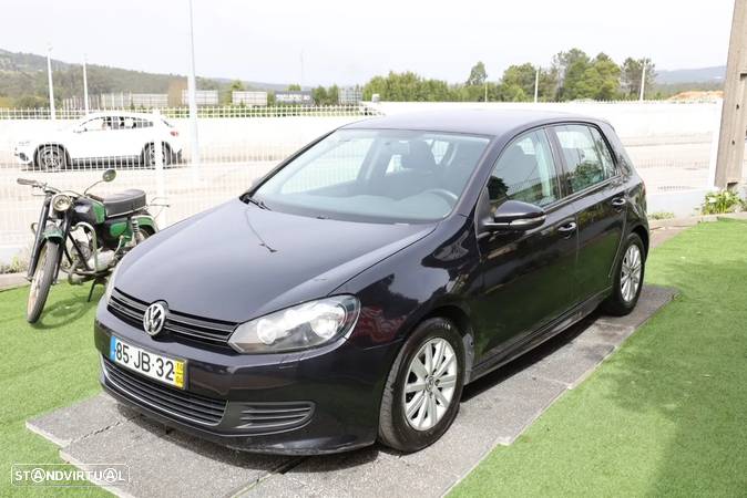 VW Golf 1.6 TDi Trendline BlueMotion - 10