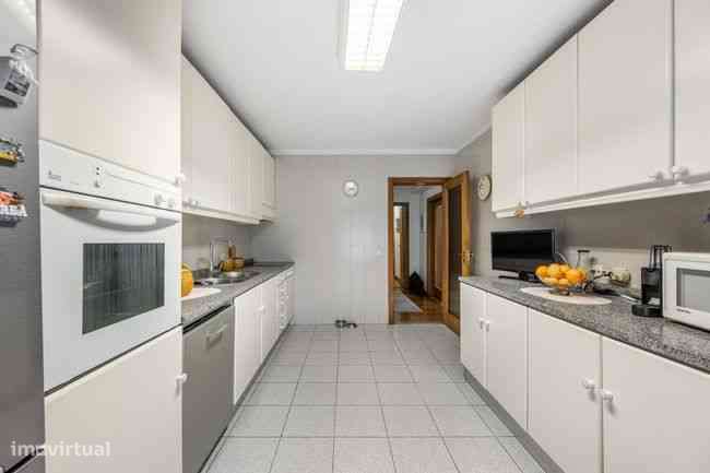 Apartamento T3 em Creixomil - Guimarães - Grande imagem: 4/21