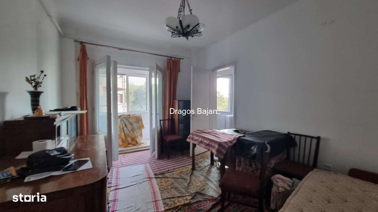 Langa Parc // Vedere frumoasa-1