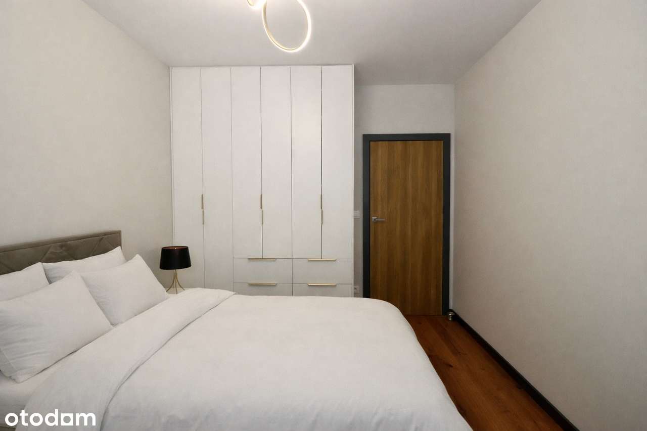 Francuska Park, 4 pokoje do wejścia, z garażem oraz z klimatyzacją-9