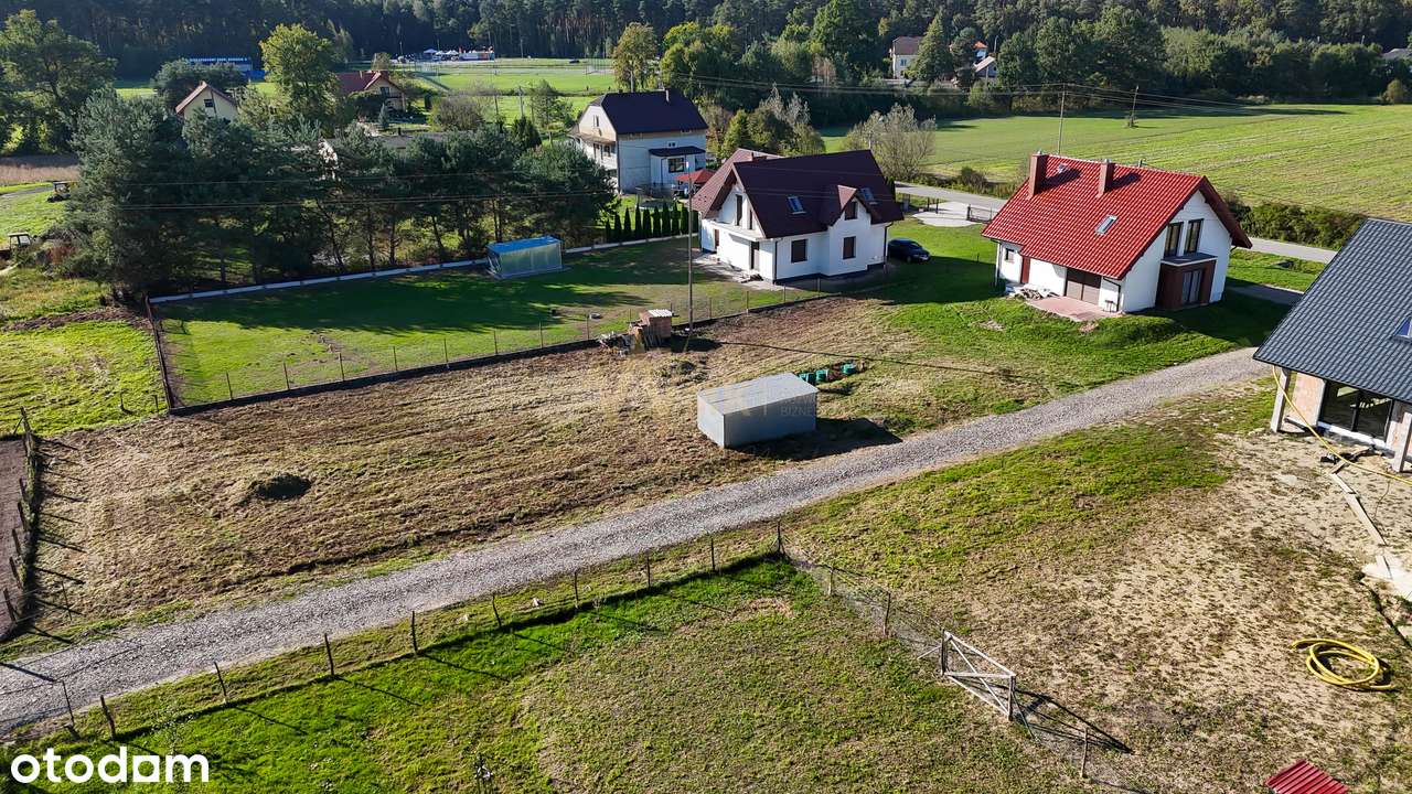 KOMFORTOWY DOM Z DUŻĄ DZIAŁKĄ W BORZĘCINIE!!!-16