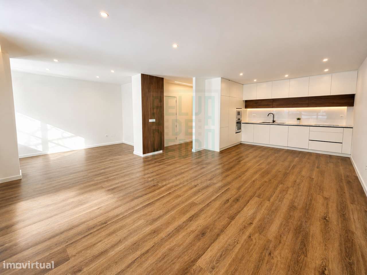 T2+1 Remodelado com 140m² em Paços de Ferreira-0