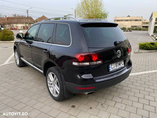 Volkswagen Touareg - 5