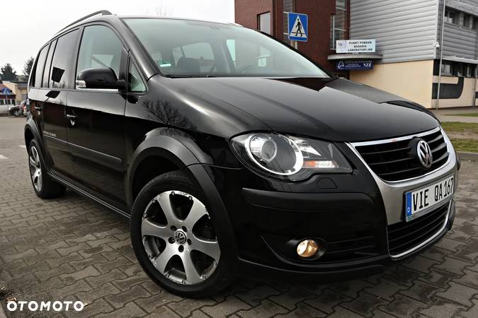 Volkswagen Touran 2.0 TDI DPF Cross - 36