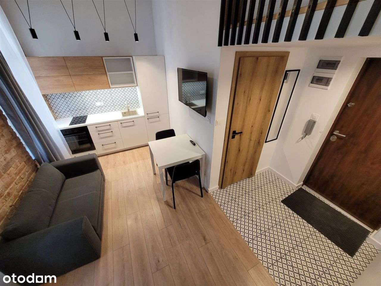 Centrum Z Antresolą - Pełny obrazek: 2/6