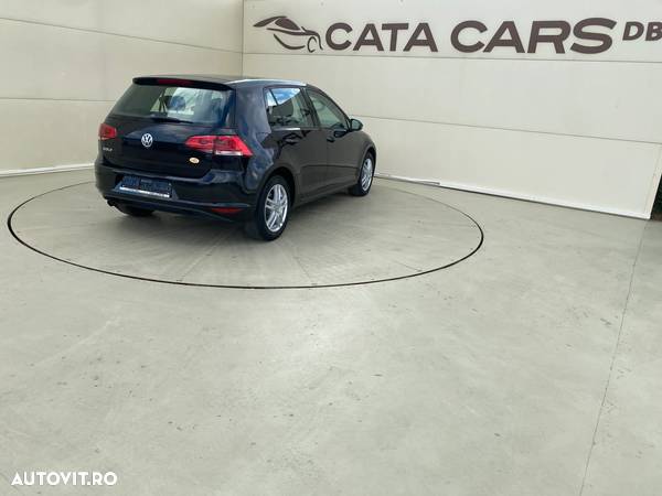 Volkswagen Golf 2.0 TDI (BlueMotion Technology) Highline - 16