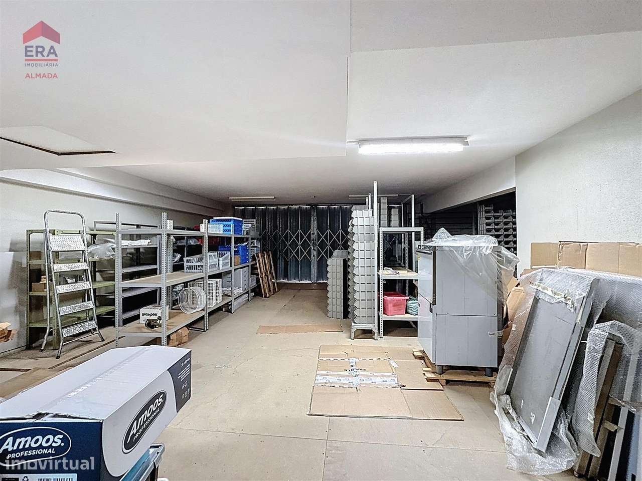 Loja junto ao Estádio do Sport Lisboa e Benfica - Grande imagem: 4/8