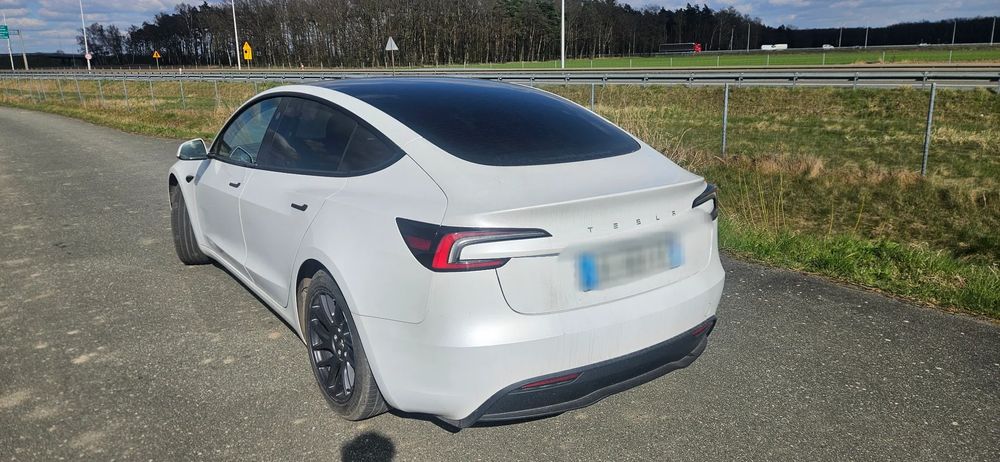 Tesla Model 3 RWD Hinterradantrieb 2023