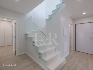 Penthouse T4 duplex, nova, com fantástico terraço, Alcochete - Grande imagem: 2/58