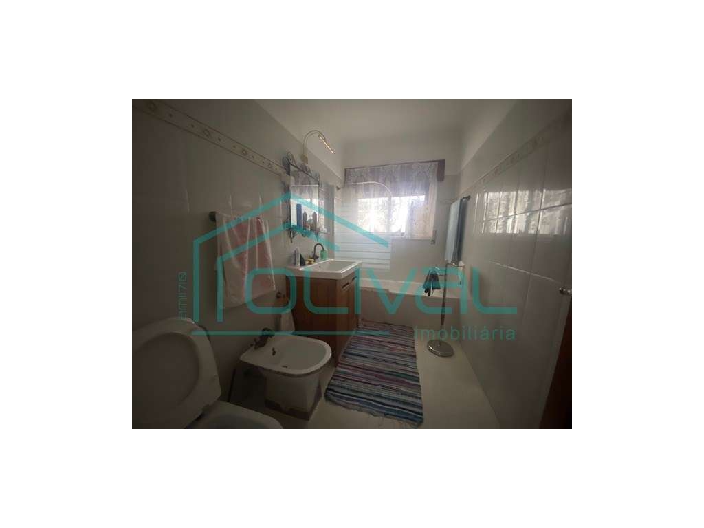 Apartamento T3 à venda em Alverca-20