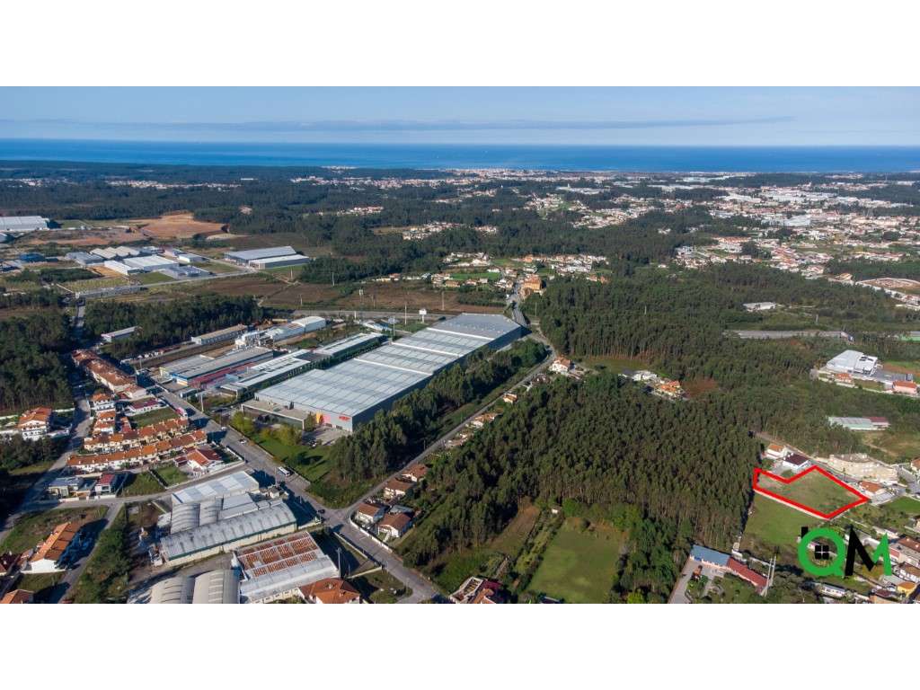 Terreno de 3200m² com projeto aprovado para moradia e anexos em São...-35