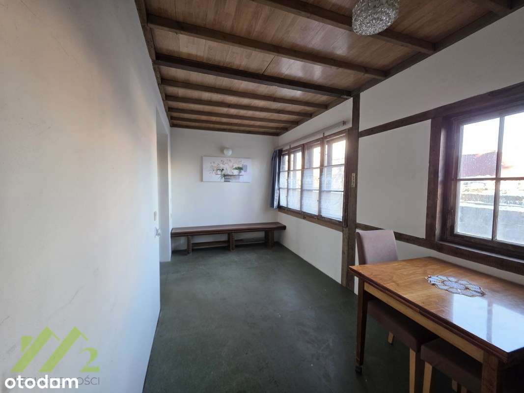 Duże przestronne mieszkanie z Werandą w Piechowicach-1