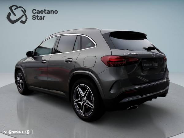 Mercedes-Benz GLA 180 d 8G-DCT AMG Line - 6