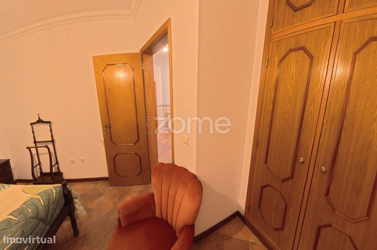 Apartamento T3- Nazaré todo mobilado C/ Lugar de garagem-16