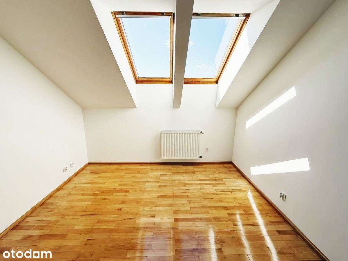 2 - piętrowe mieszkanie w doskonałej lokalizacji !-12