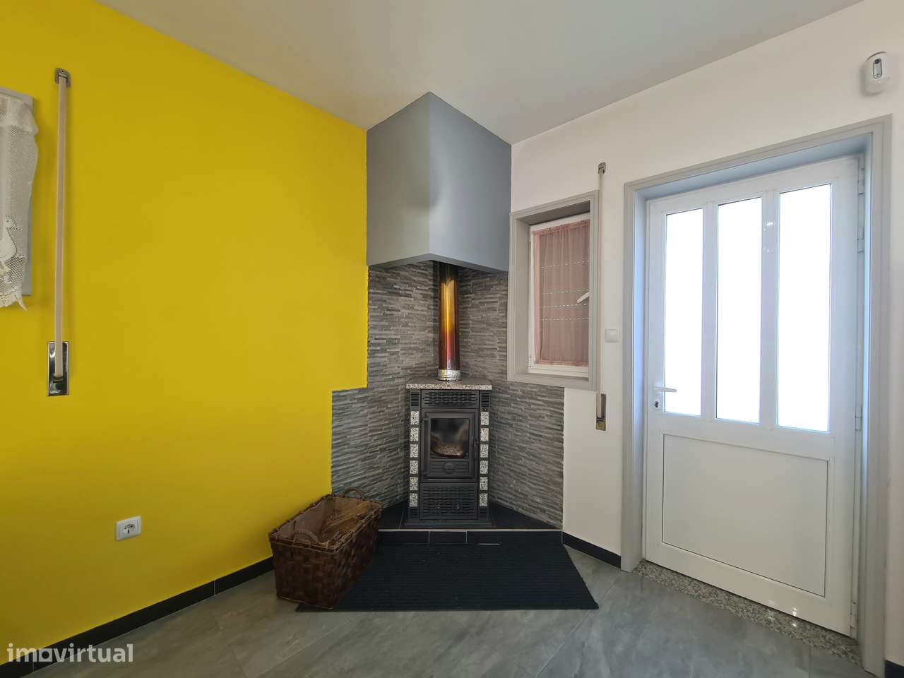 Moradia Isolada c/ terreno em Lourosa-6