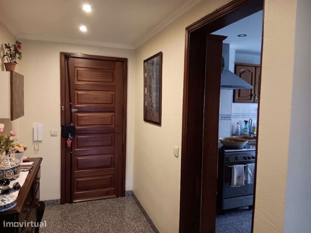 Permuta - apartamento T3+1 em Alfornelos-0