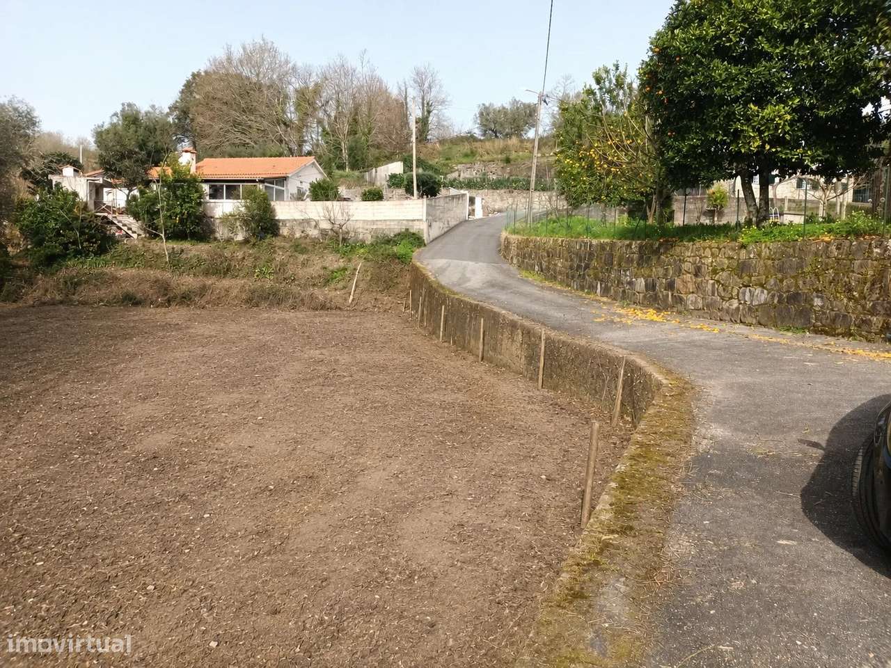 Terreno para construção em Jolda (São Paio)-0