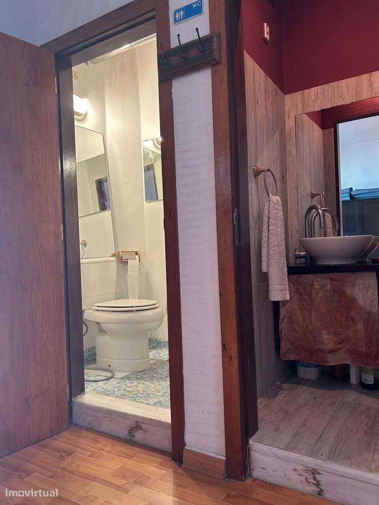 T1 Almada | Terraço | Estacionamento-5