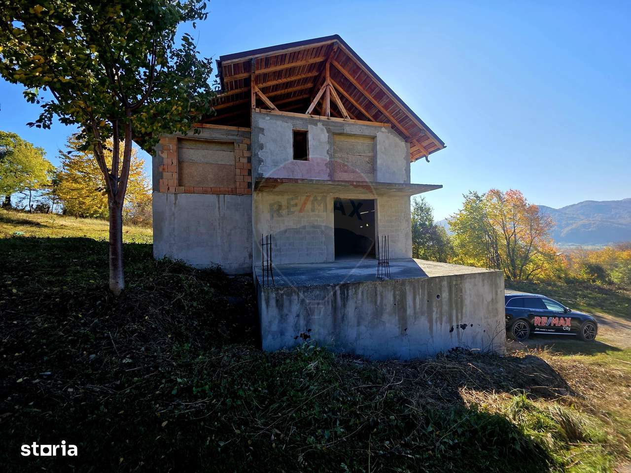 Casă / Vilă cu 5 camere de vânzare-12