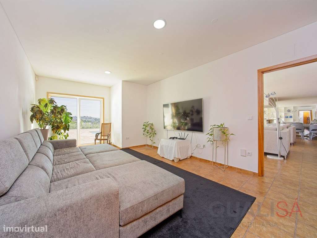 Moradia T5 com piscina, jardim e pomar e com vistas panorâmicas em ...-45