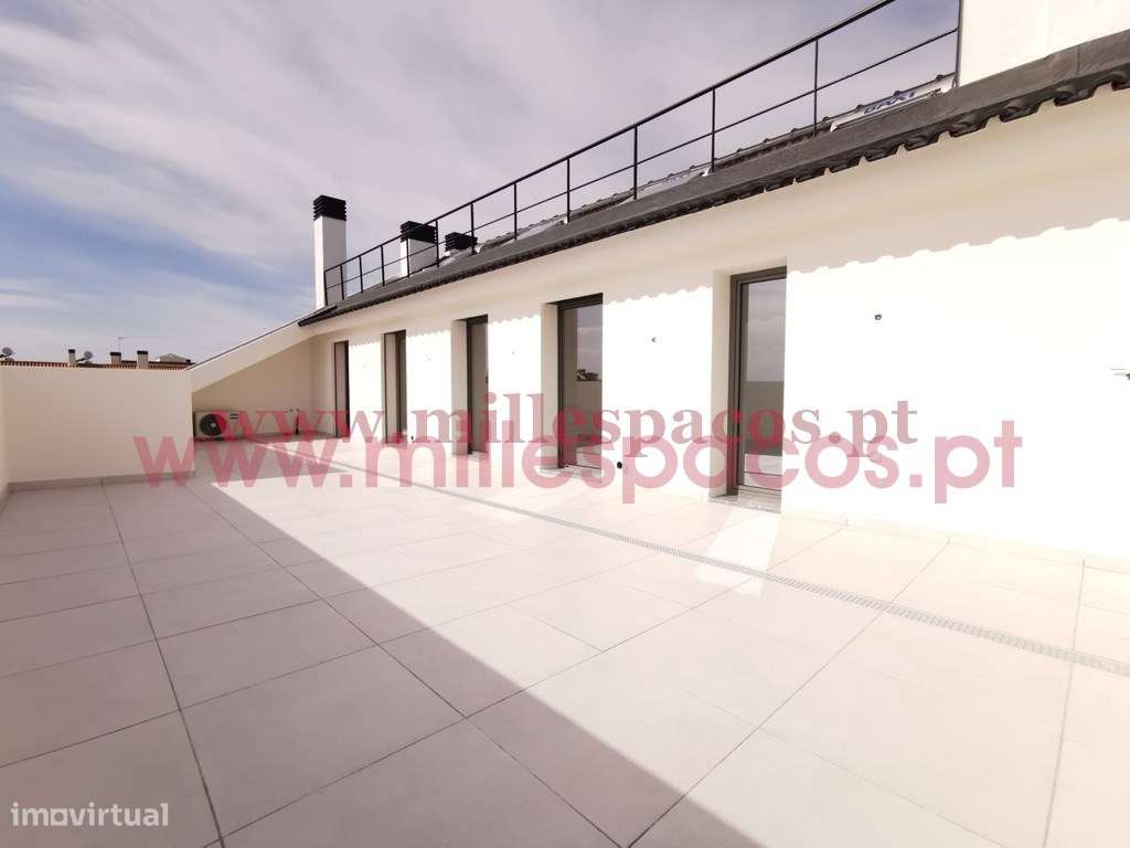 T3 Duplex -Terraço/Sul e Garagem-21