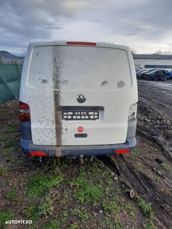 Dezmembrez VW T5 - 4