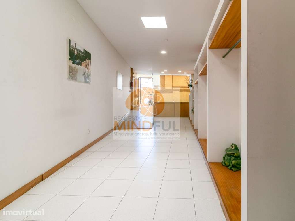 Venda ou Arrendamento de Loja Excelente Perto da Câmara de Gondomar-6