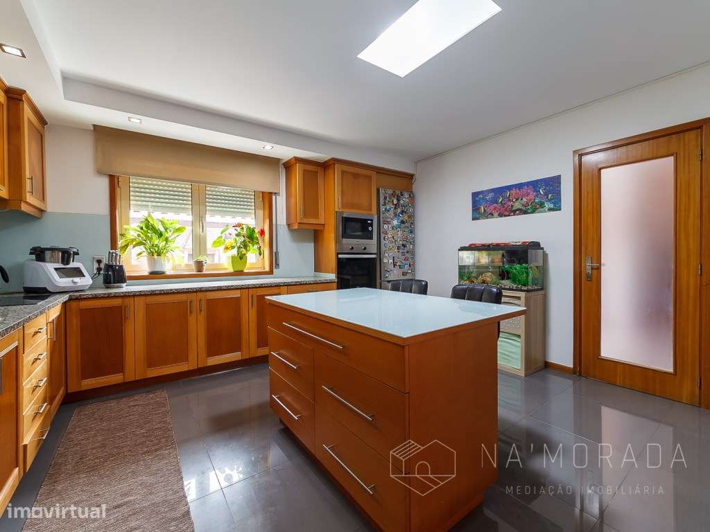 Moradia geminada T3 em São João de Ver - Áreas diferenciadas-1